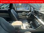 2023 Kia Carnival FWD Minivan for sale #F39196B - photo 4