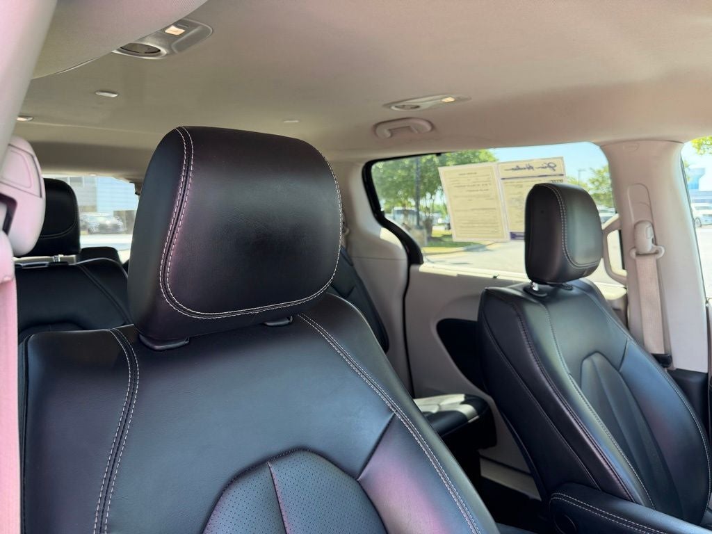 Used 2023 Chrysler Pacifica - photo 27