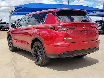 2023 Mitsubishi Outlander FWD SUV for sale #PZ055936 - photo 2