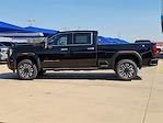 New 2025 GMC Sierra 2500 Denali Ultimate Crew Cab 4WD Pickup for sale #SF347573 - photo 3