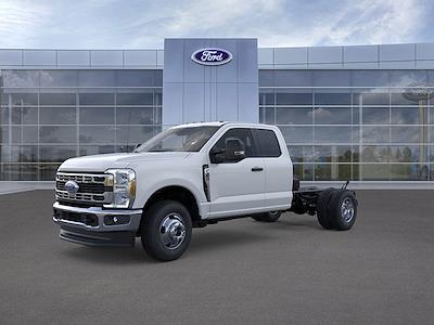 2025 Ford F-350 Super Cab DRW 4x4 Cab Chassis for sale #25FC40 - photo 1
