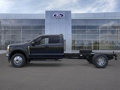 New 2025 Ford F-550 - photo 1