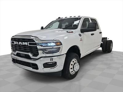 New 2025 Ram 3500 Tradesman Crew Cab 4x4 60 CA Cab Chassis for sale #C586416 - photo 1