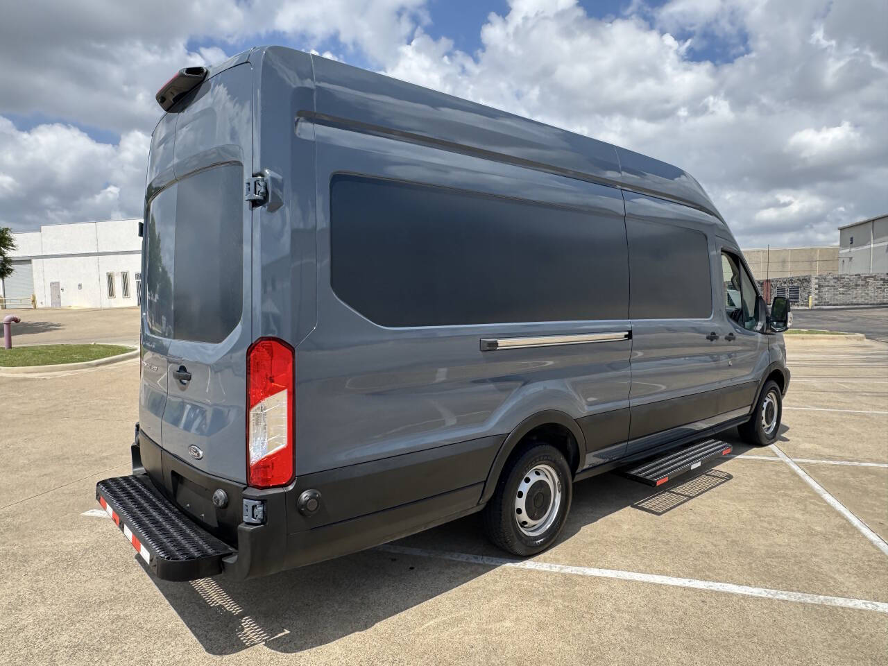 Used 2019 Ford Transit 250 - photo 10
