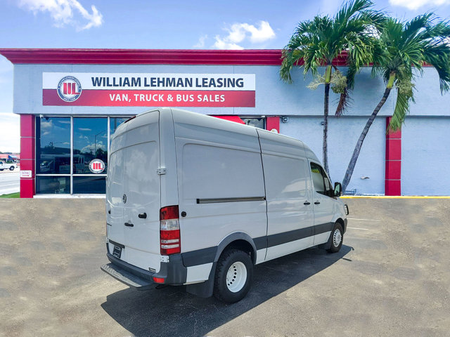 Used 2017 Freightliner Sprinter 3500 - photo 6