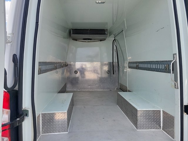 Used 2017 Freightliner Sprinter 3500 - photo 9