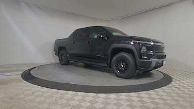 New 2025 Chevrolet Silverado EV LT Crew Cab 4WD Pickup for sale #250780 - photo 2
