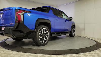 New 2025 Chevrolet Silverado EV RST Crew Cab 4WD Pickup for sale #250922 - photo 2