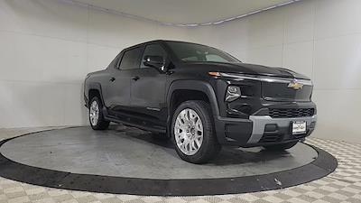 New 2026 Chevrolet Silverado EV LT Crew Cab 4WD Pickup for sale #260073 - photo 1