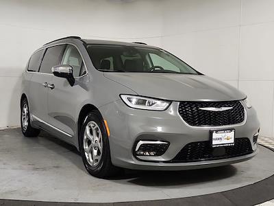 2023 Chrysler Pacifica FWD Minivan for sale #GX5010 - photo 1