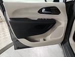 2023 Chrysler Pacifica FWD Minivan for sale #GX5010 - photo 21
