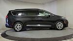 2023 Chrysler Pacifica FWD Minivan for sale #GX5081 - photo 4