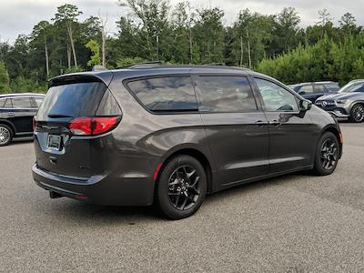 2018 Chrysler Pacifica FWD Minivan for sale #U212118 - photo 2