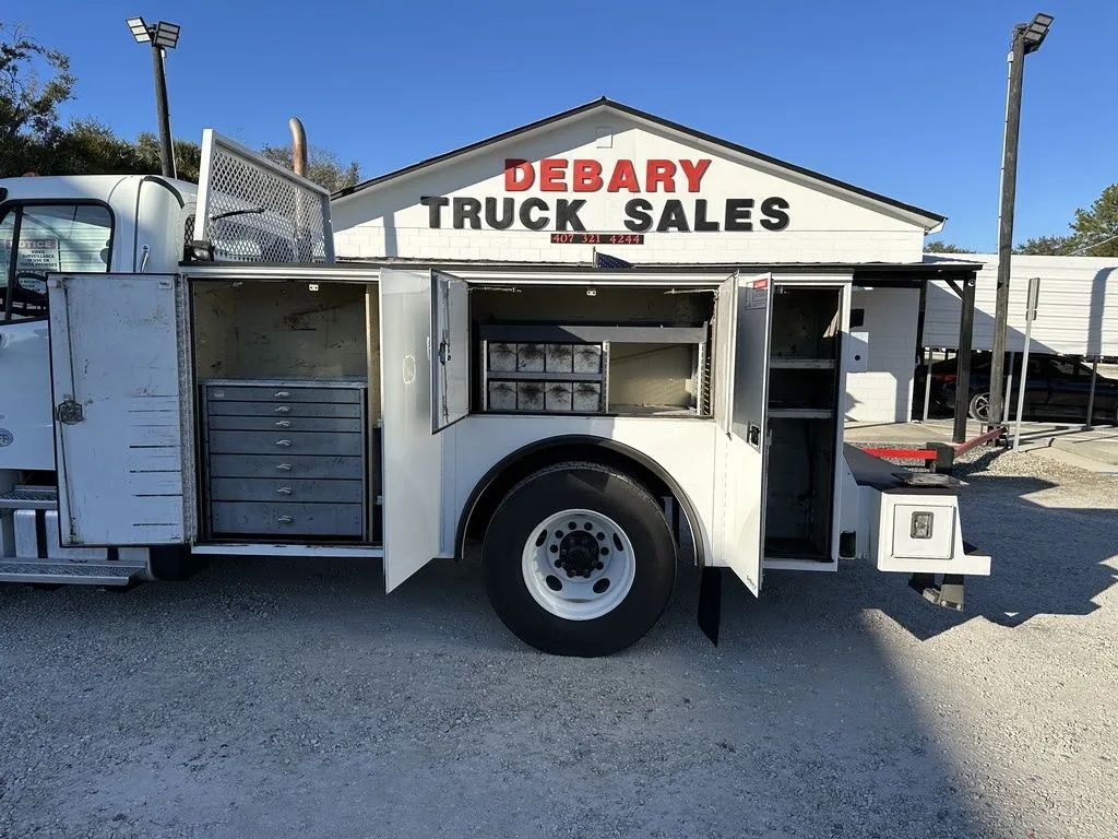 Used 2019 Freightliner M2 - photo 13