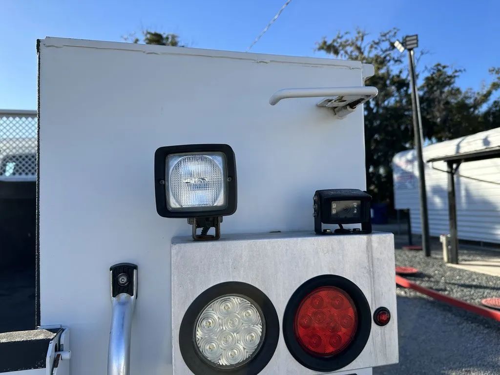 Used 2019 Freightliner M2 - photo 15