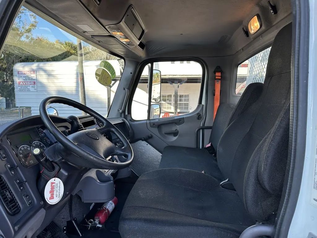Used 2019 Freightliner M2 - photo 23