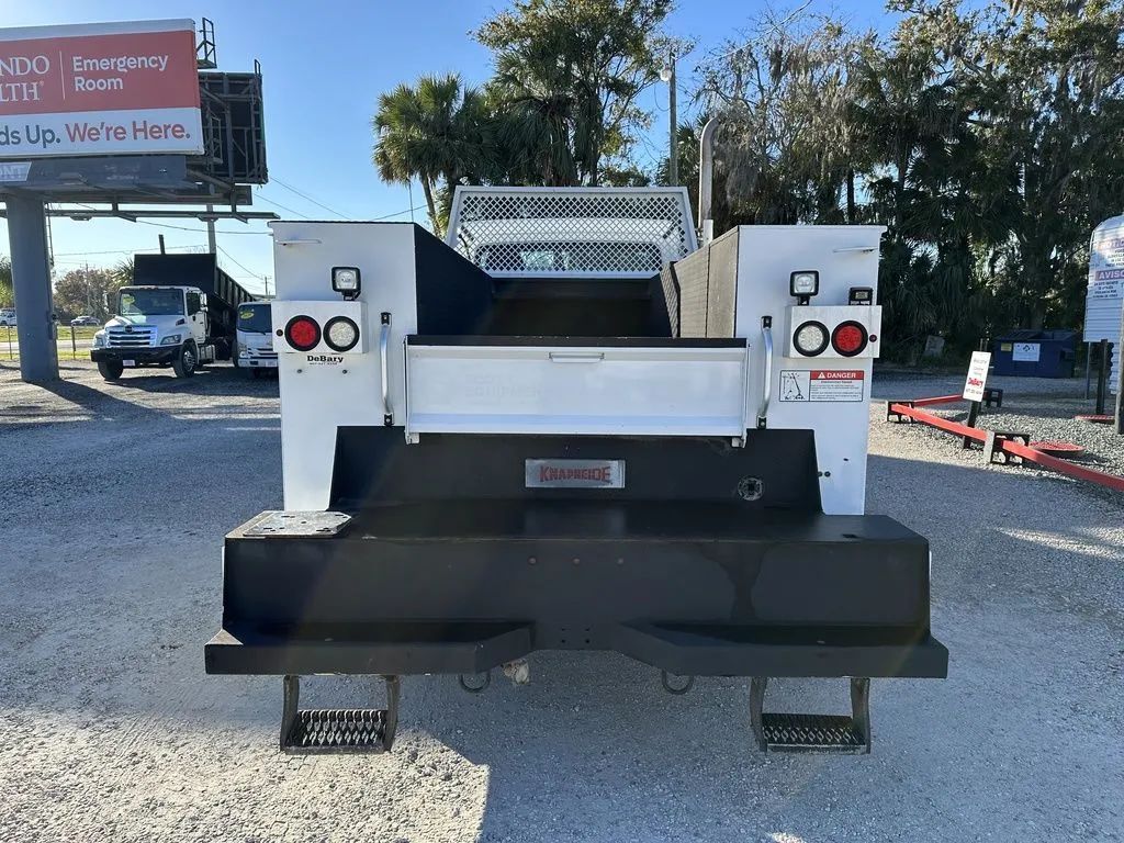 Used 2019 Freightliner M2 - photo 8