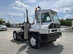 Used 2017 Capacity Sabre5 Yard Truck for sale #7404 - photo 4