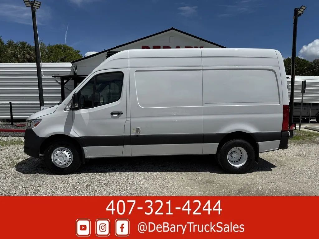 Used 2019 Freightliner Sprinter - photo 7