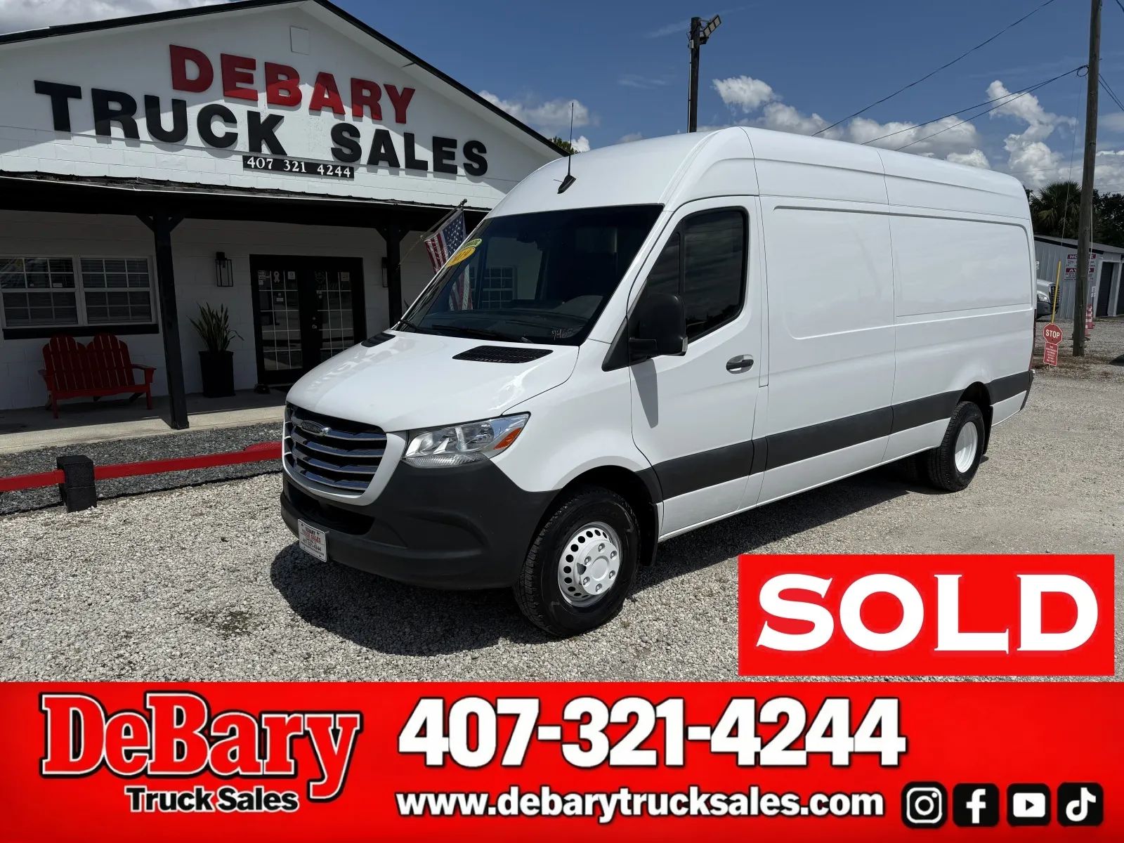 Used 2019 Freightliner Sprinter - photo 1