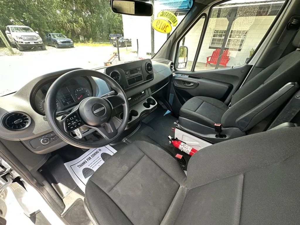 Used 2019 Freightliner Sprinter - photo 21