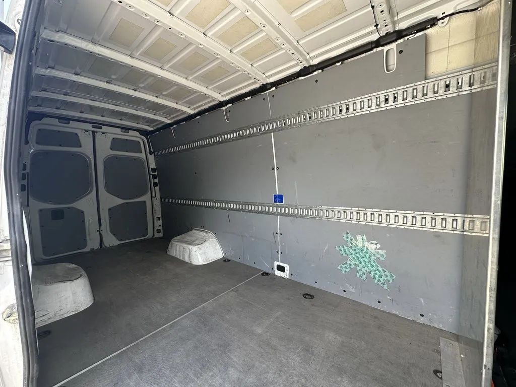 Used 2019 Freightliner Sprinter - photo 11