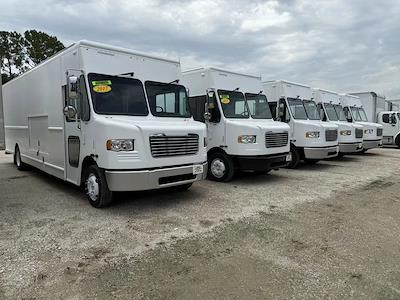 Used 2017 Freightliner MT 55 - photo 1