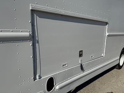 Used 2016 Freightliner MT 55 Step Van / Walk-in for sale #7513 - photo 2