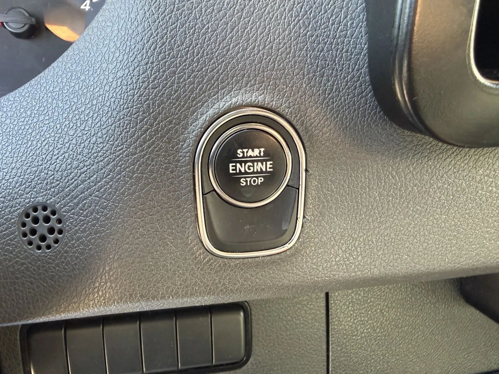 Used 2019 Freightliner Sprinter 2500 - photo 26