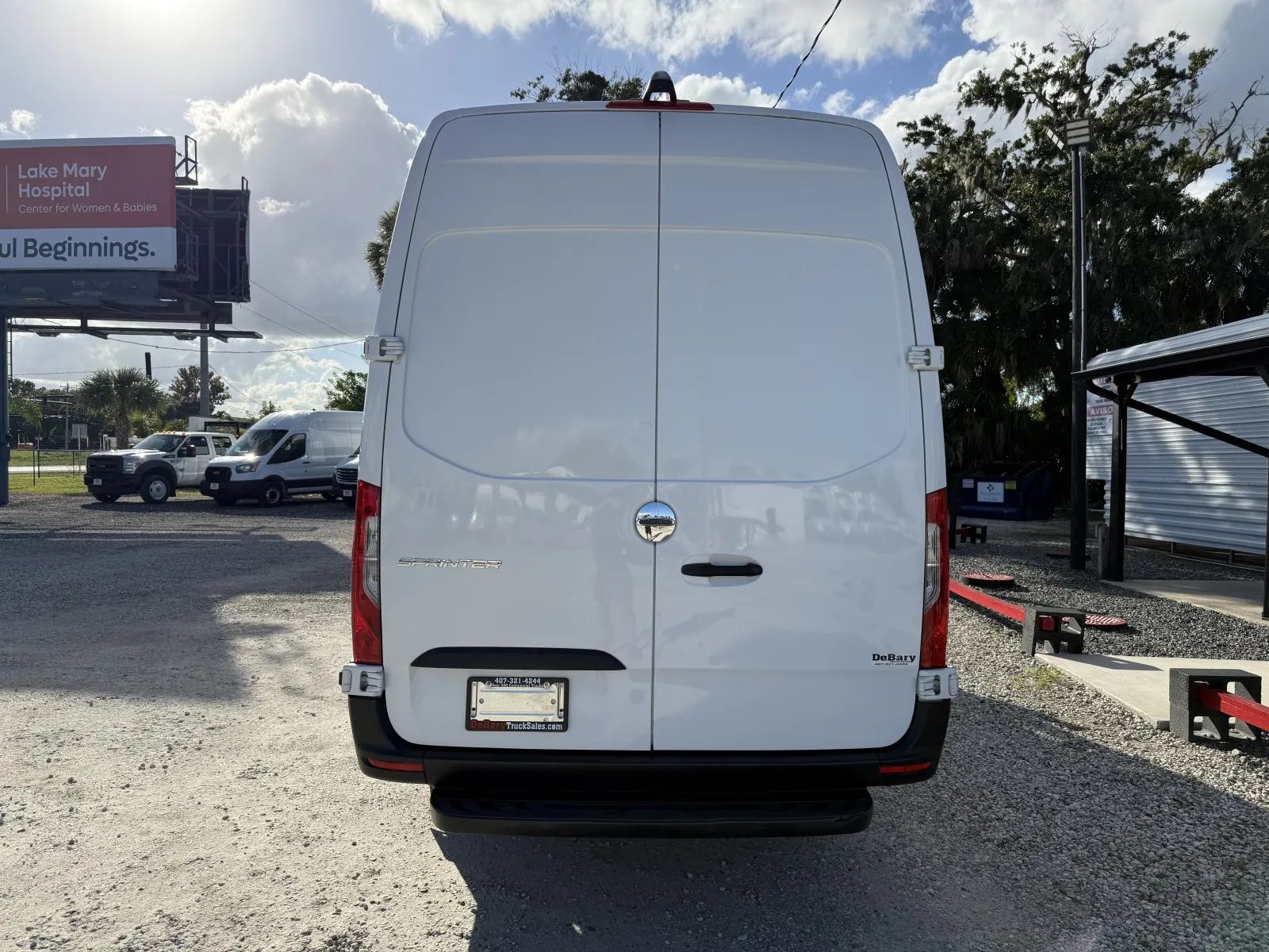 Used 2019 Freightliner Sprinter 2500 - photo 8