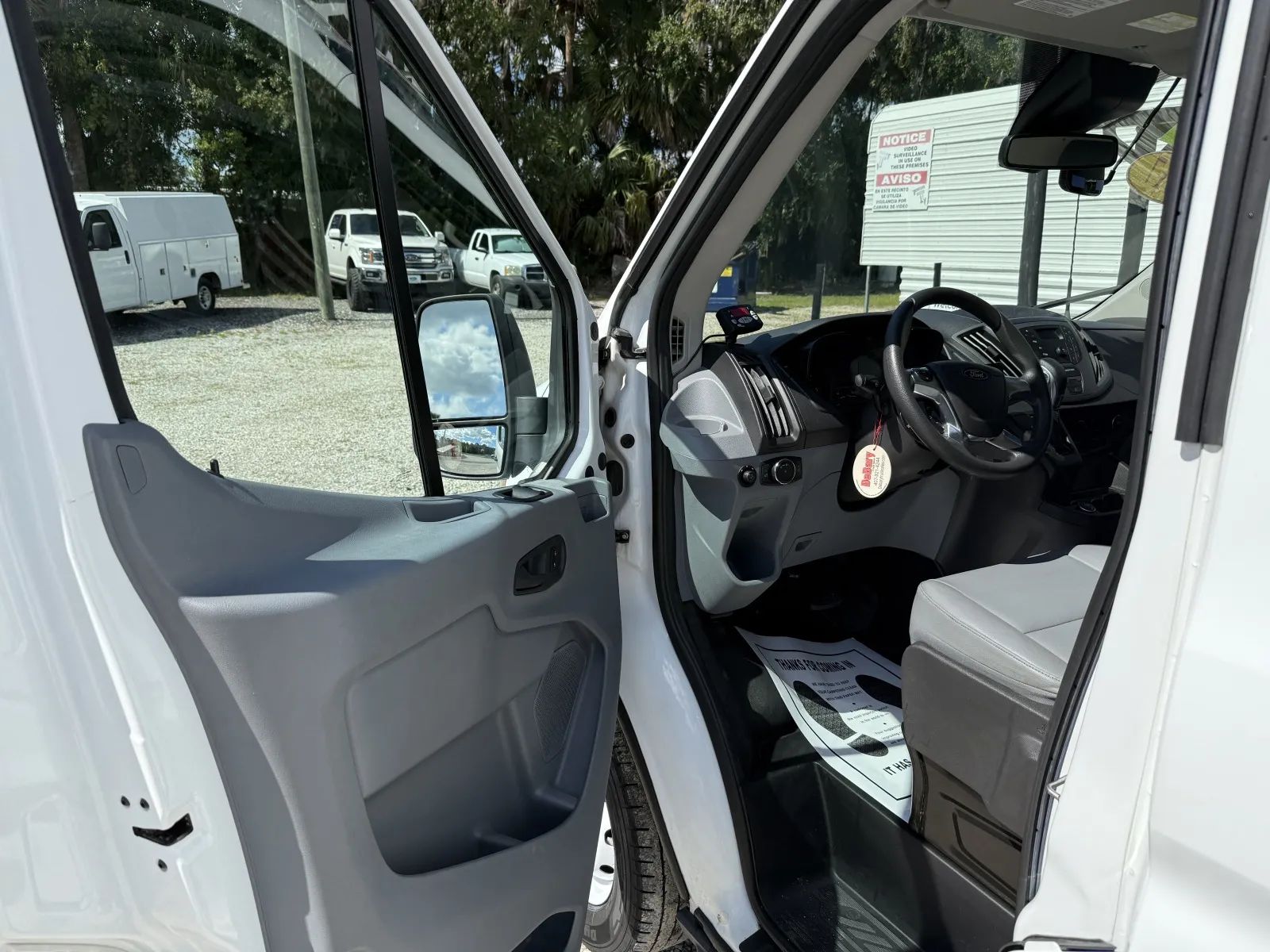 Used 2017 Ford Transit 250 - photo 20