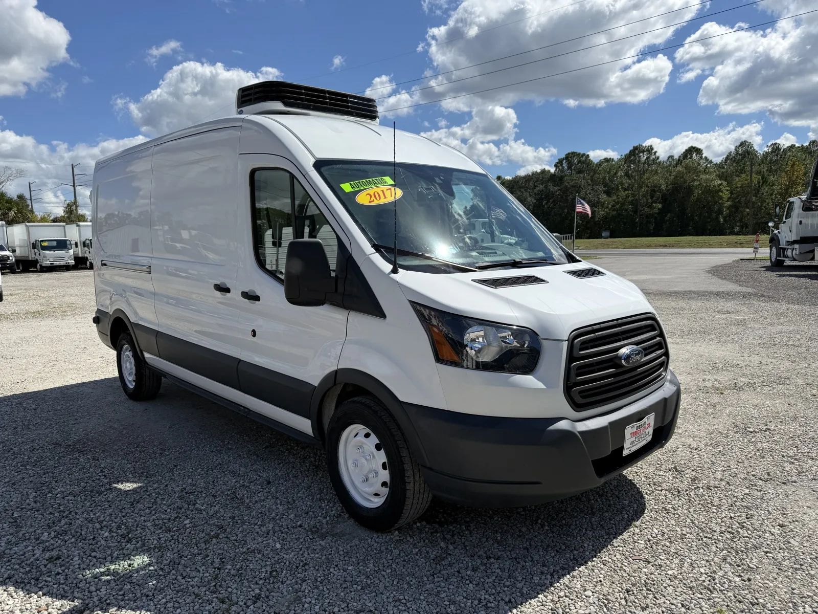 Used 2017 Ford Transit 250 - photo 6