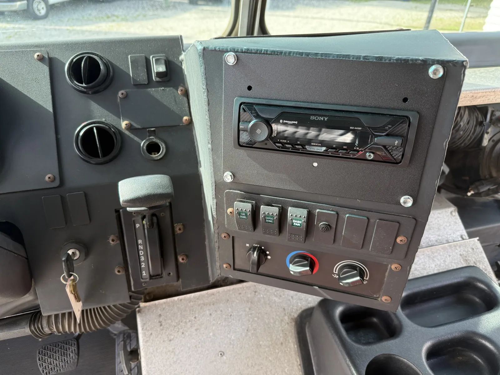 Used 2017 Freightliner MT 55 - photo 21