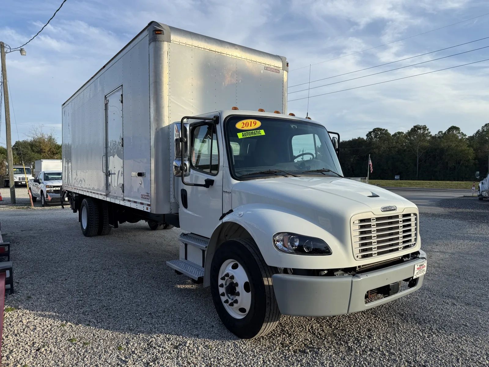 Used 2019 Freightliner M2 - photo 5