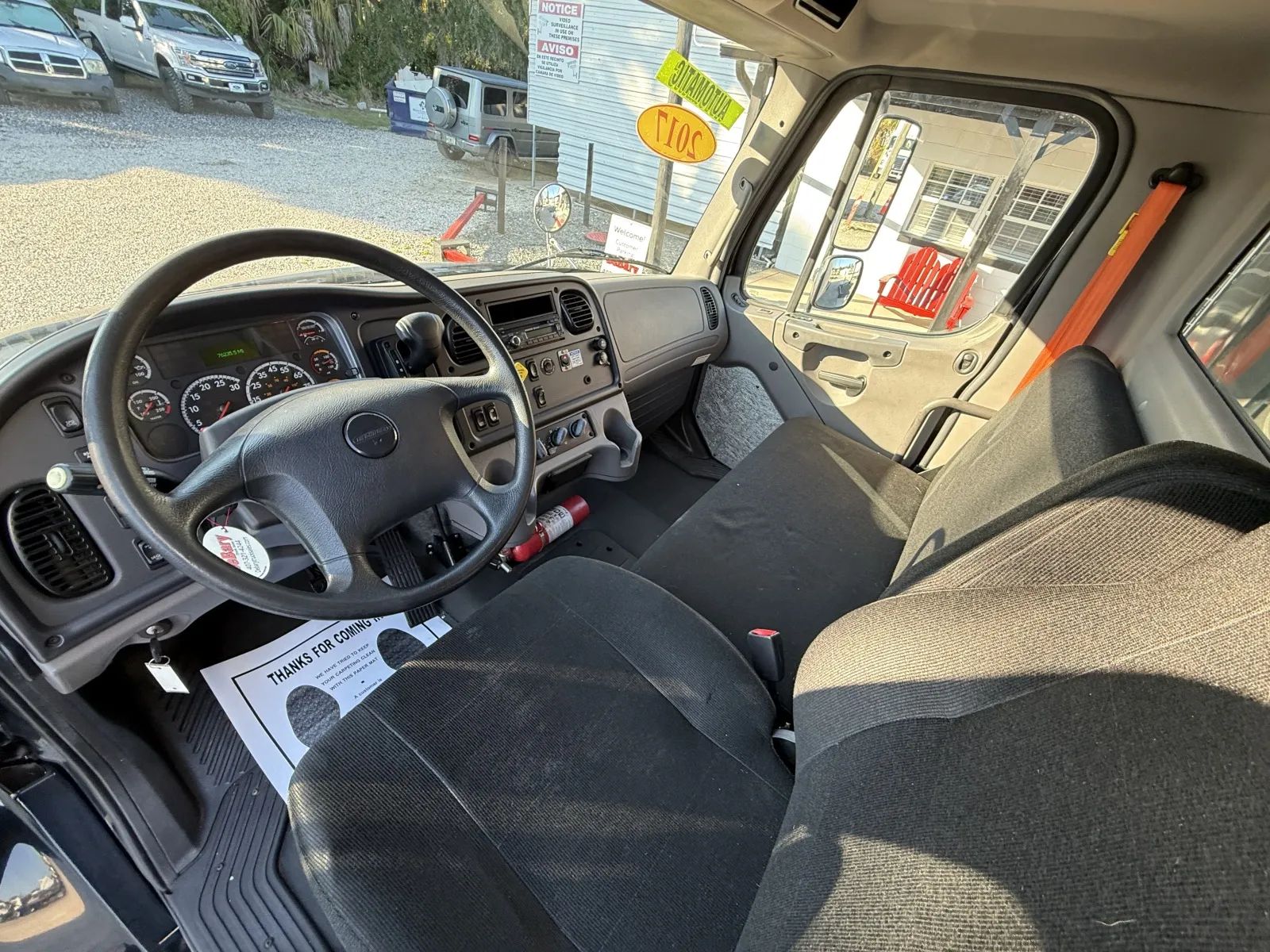 Used 2017 Freightliner M2 - photo 27