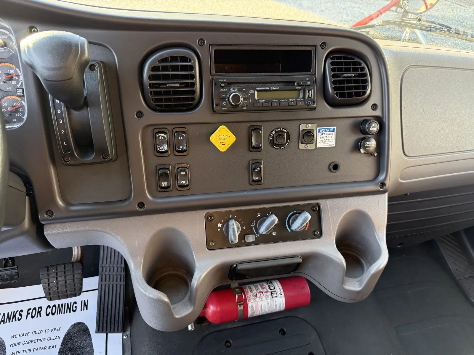 Used 2017 Freightliner M2 - photo 30