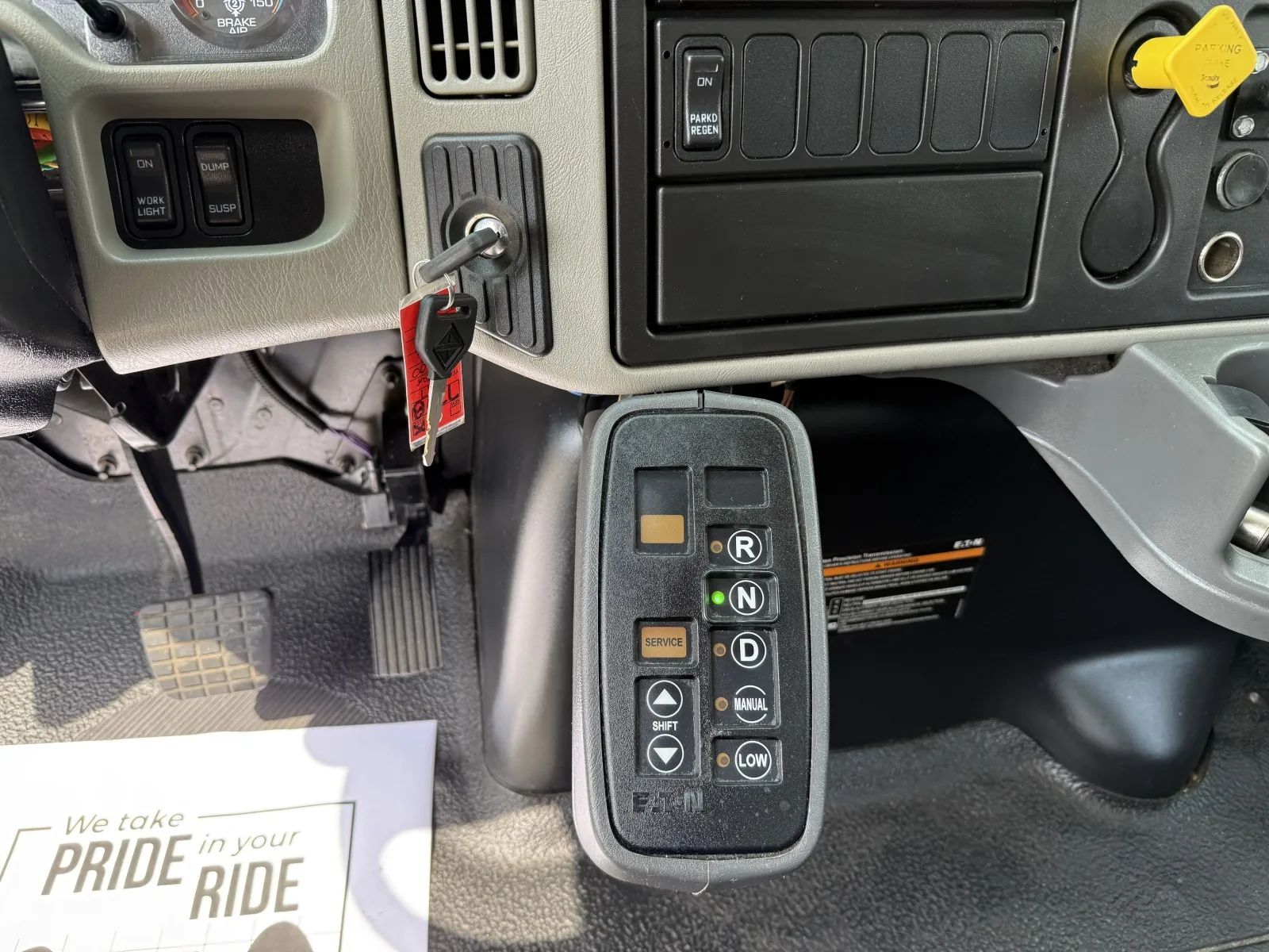 Used 2017 International DuraStar 4300 - photo 33