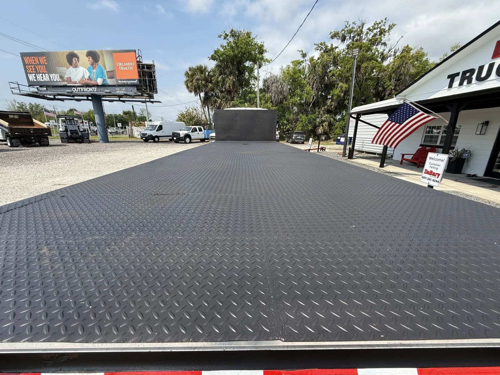 Used 2017 International DuraStar 4300 - photo 10