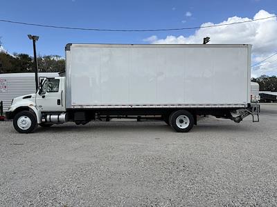 Used 2018 International DuraStar 4300 - photo 1