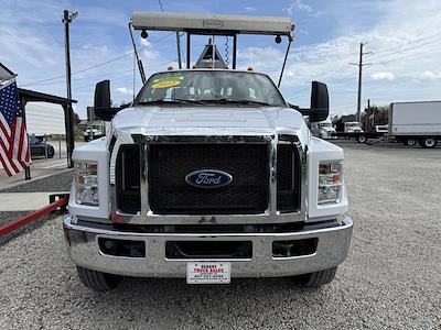 Used 2022 Ford F-750 - photo 1