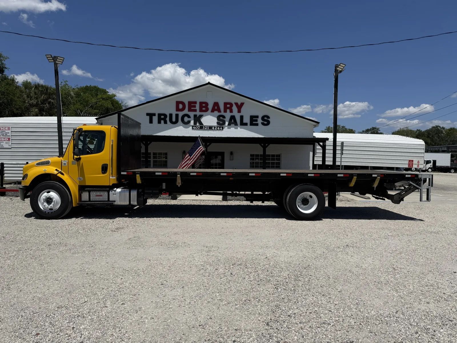 Used 2019 Freightliner M2 - photo 7