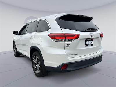 Used 2019 Toyota Highlander LE AWD SUV for sale #669 - photo 2