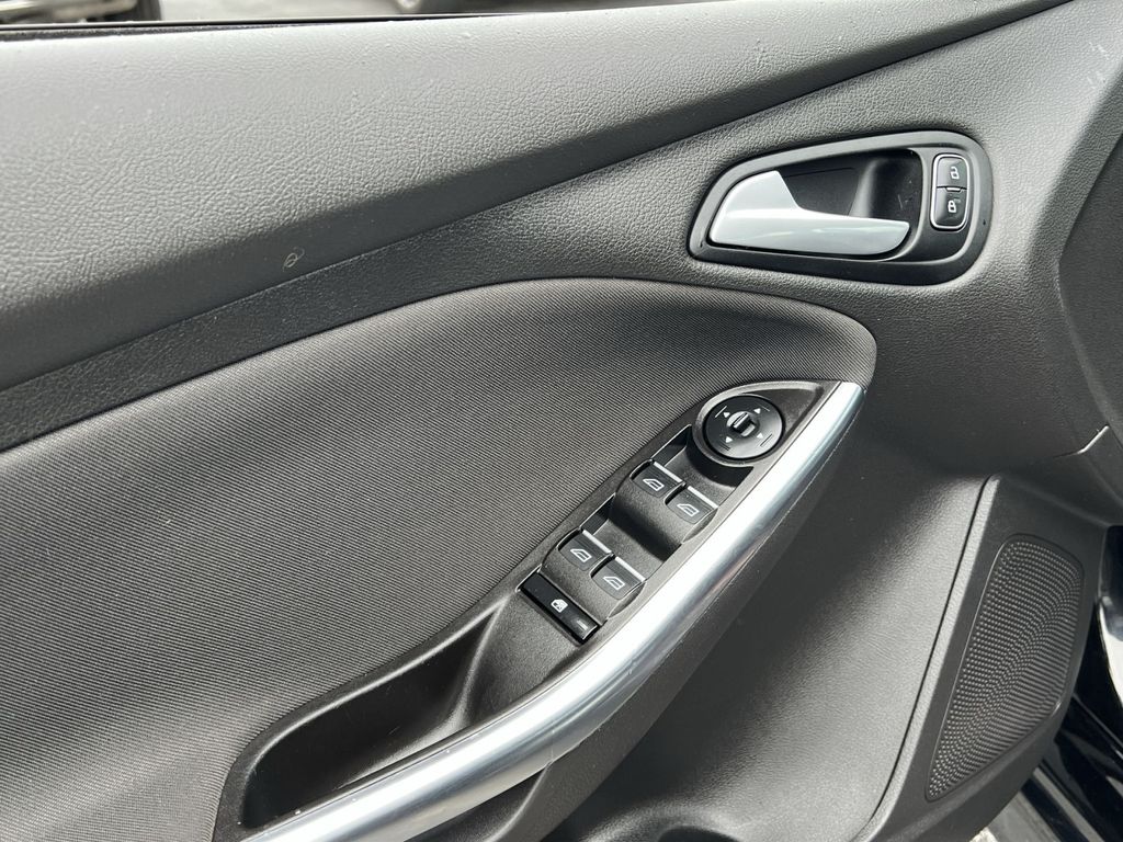 Used 2018 Ford Focus - photo 20