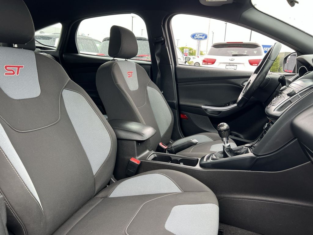 Used 2018 Ford Focus - photo 30