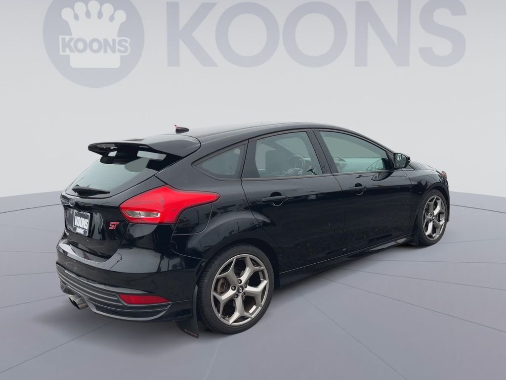 Used 2018 Ford Focus - photo 10