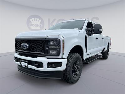 New 2026 Ford F-350 XL Crew Cab 4WD SRW Pickup for sale #KBF260477 - photo 1