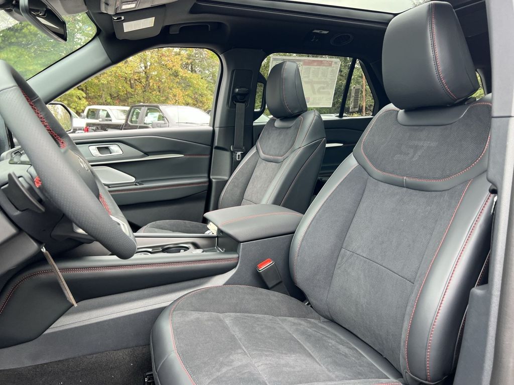 New 2026 Ford Explorer - photo 12