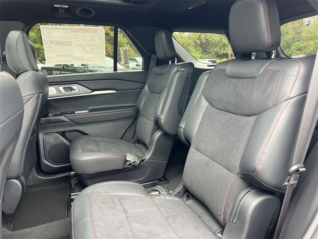 New 2026 Ford Explorer - photo 24