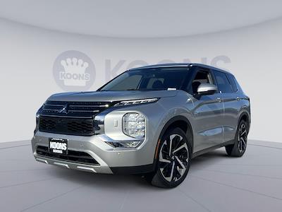 Used 2023 Mitsubishi Outlander PHEV - photo 1
