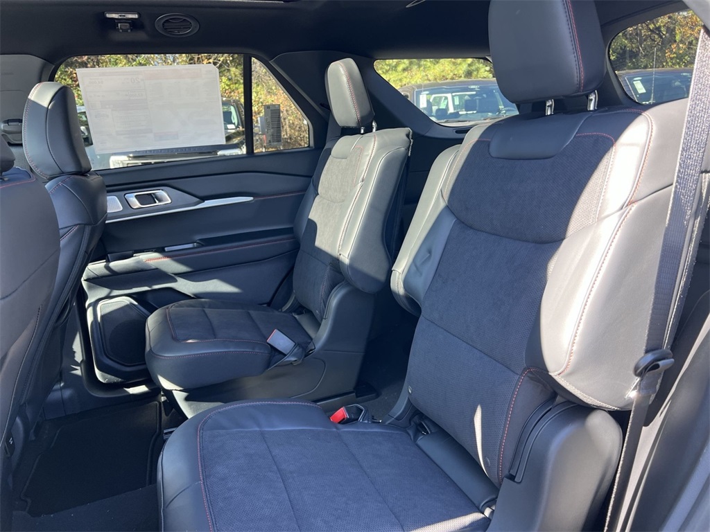 New 2026 Ford Explorer - photo 24